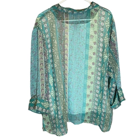 Club Z Collection Button Down Top Size 3X - Picture 2 of 7